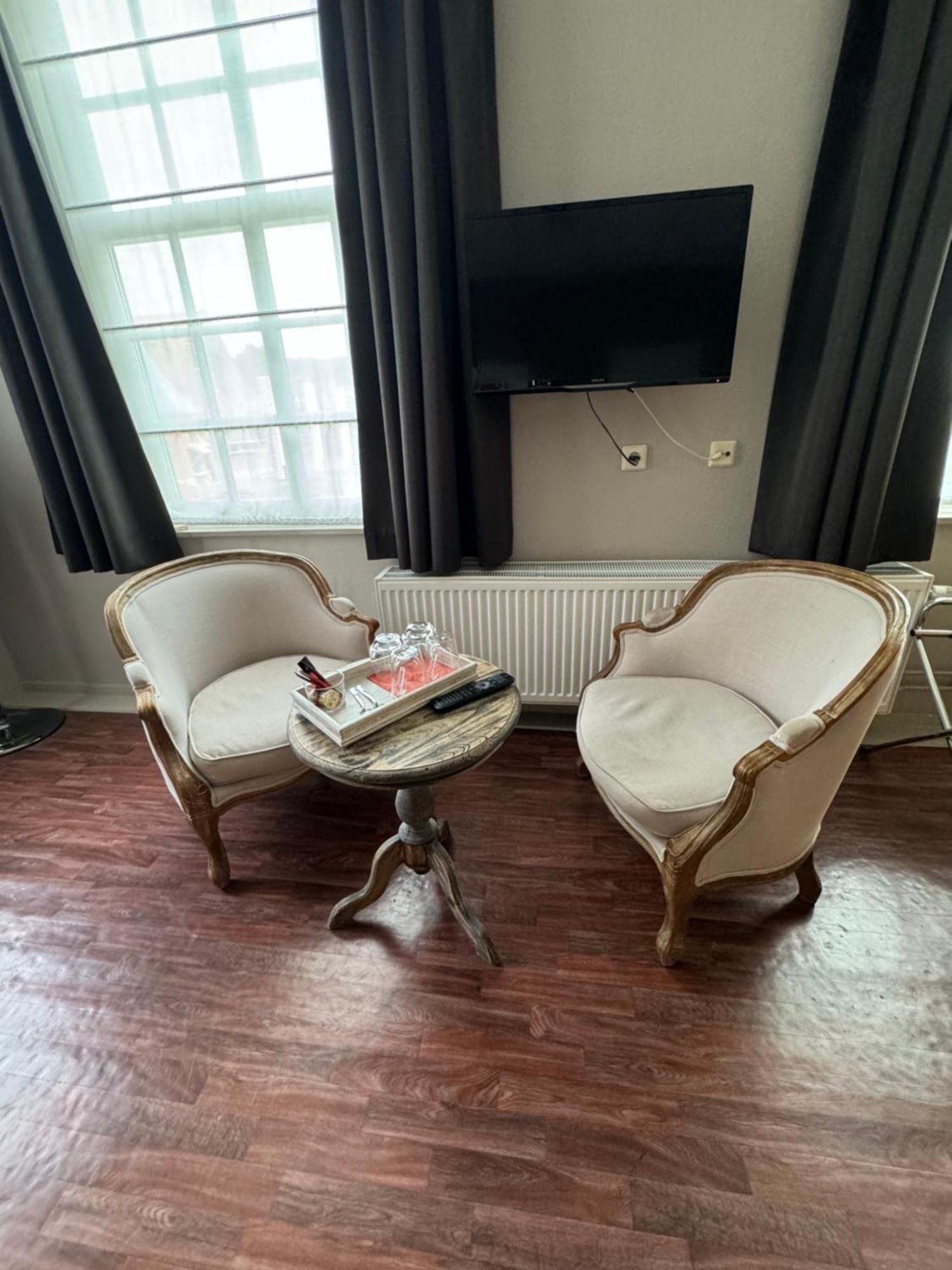 Ouwe Schuure Bed & Breakfast Sluis Bagian luar foto